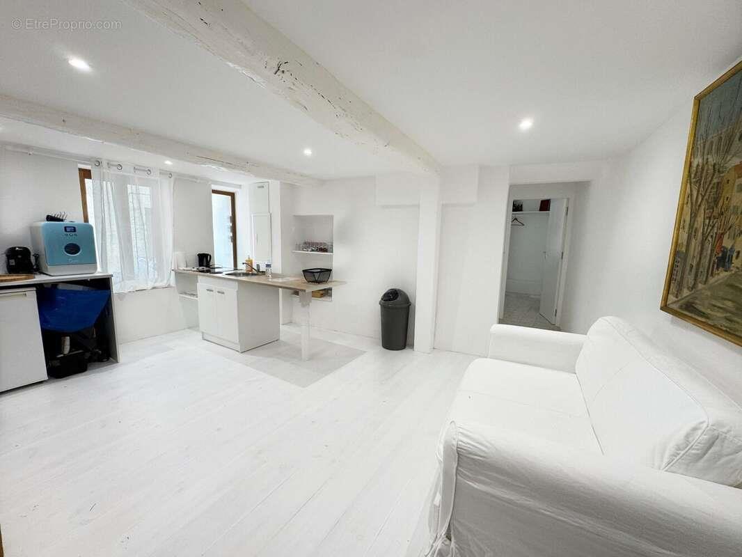 Appartement à vendre, 33m², Saint-Julien-du-Verdon