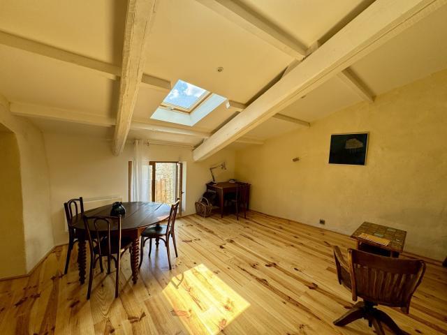 Appartement à vendre, 67m², Saint-Julien-du-Verdon