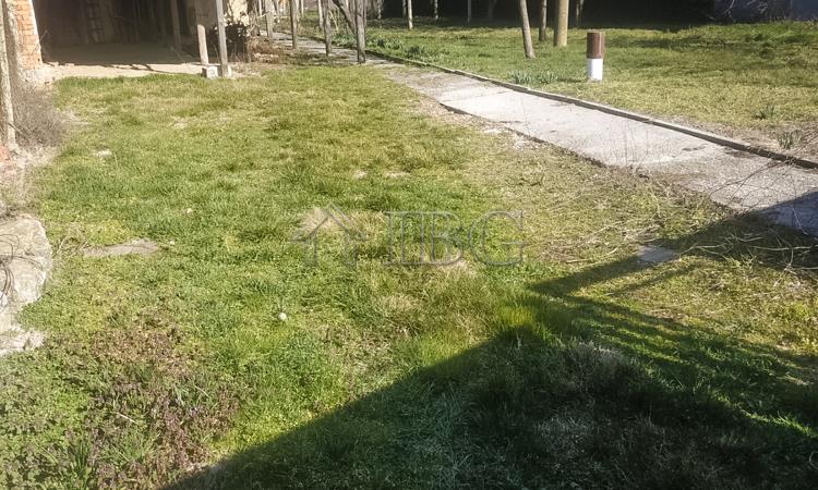Köp: Hus (9120)