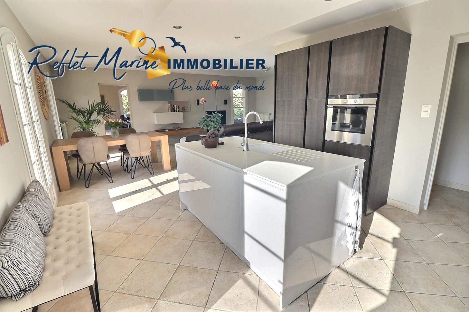 Maison à vendre, 151m², Saint-Cyr-sur-Mer