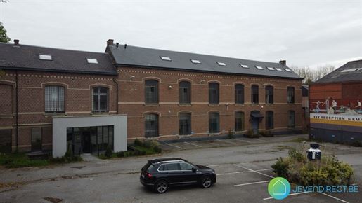 Purchase: Business premises (6180)