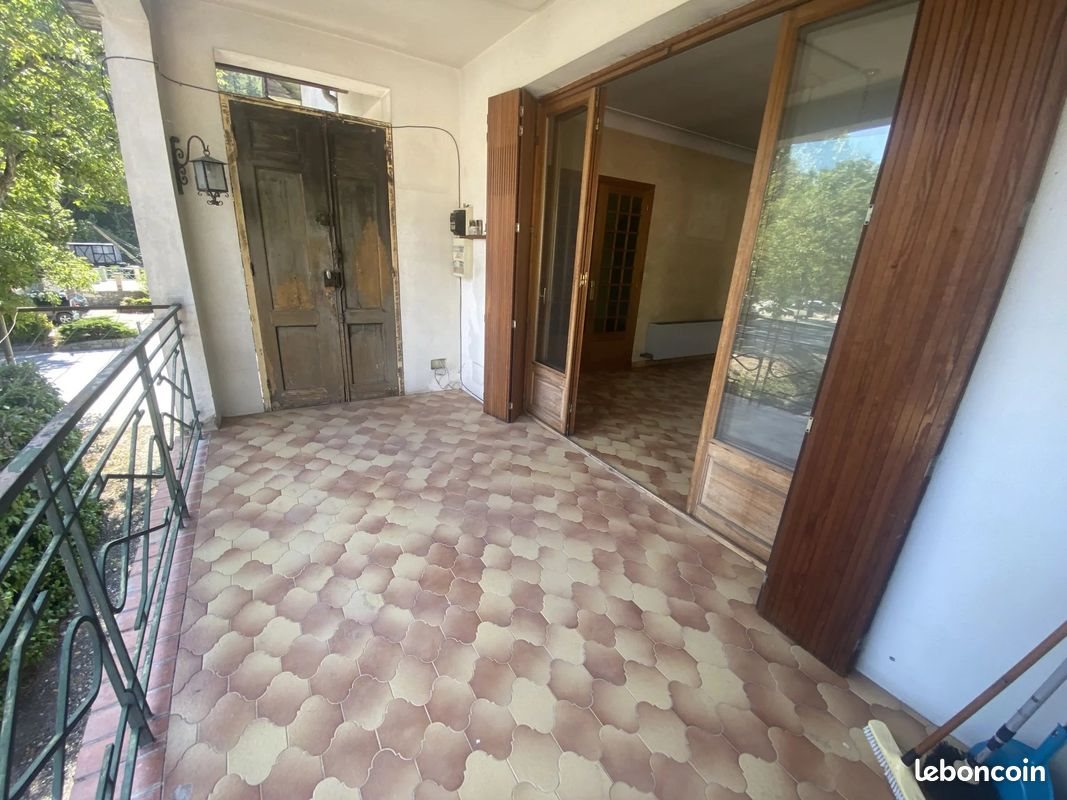 Appartement à vendre, 124m², Puget-Théniers