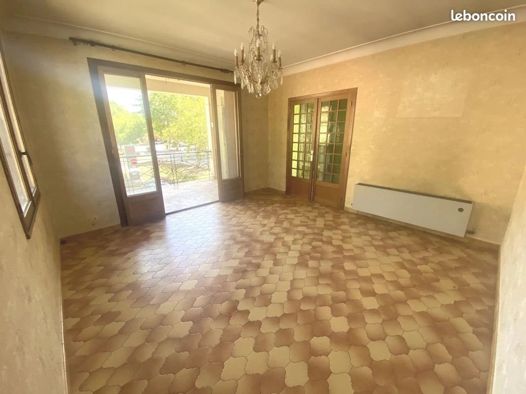 Appartement à vendre, 124m², Puget-Théniers