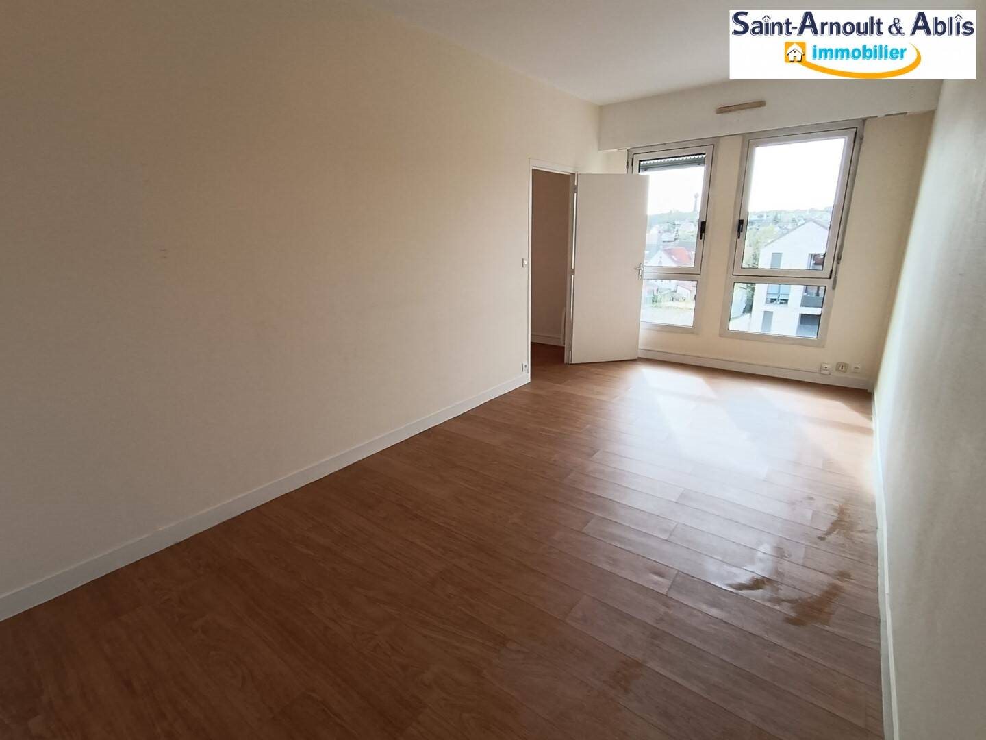 Appartement à louer, 60m², Saint-Arnoult-en-Yvelines