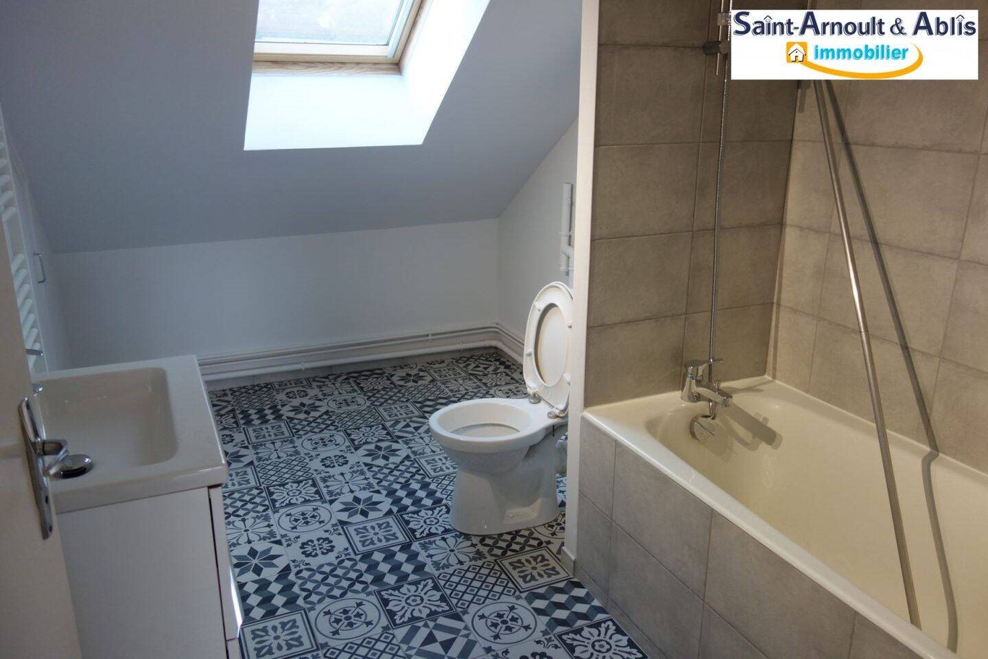 Appartement à louer, 30m², Saint-Arnoult-en-Yvelines