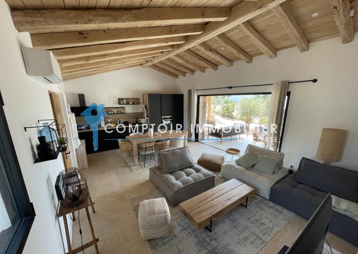 Sheepfold with swimming pool in Saint Cyprien