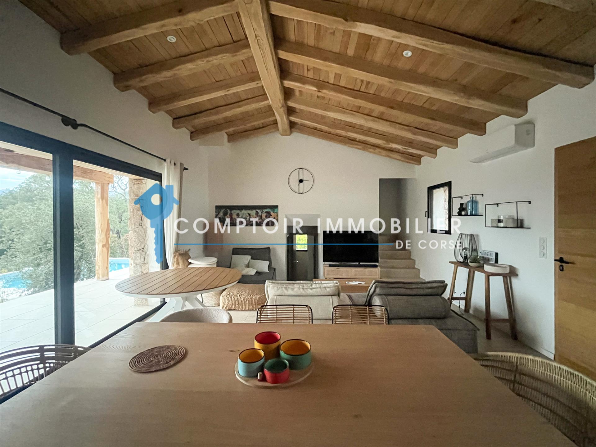 Sheepfold with swimming pool in Saint Cyprien