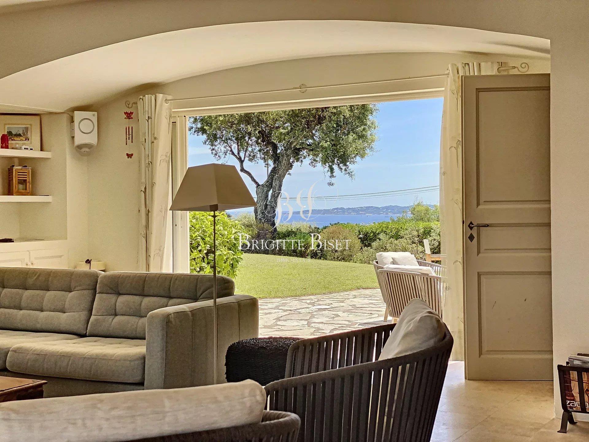 Villa for sale with sea view in Sainte Maxime