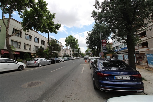 Middle Floor Gaziosmanpaşa Çankaya Ankara