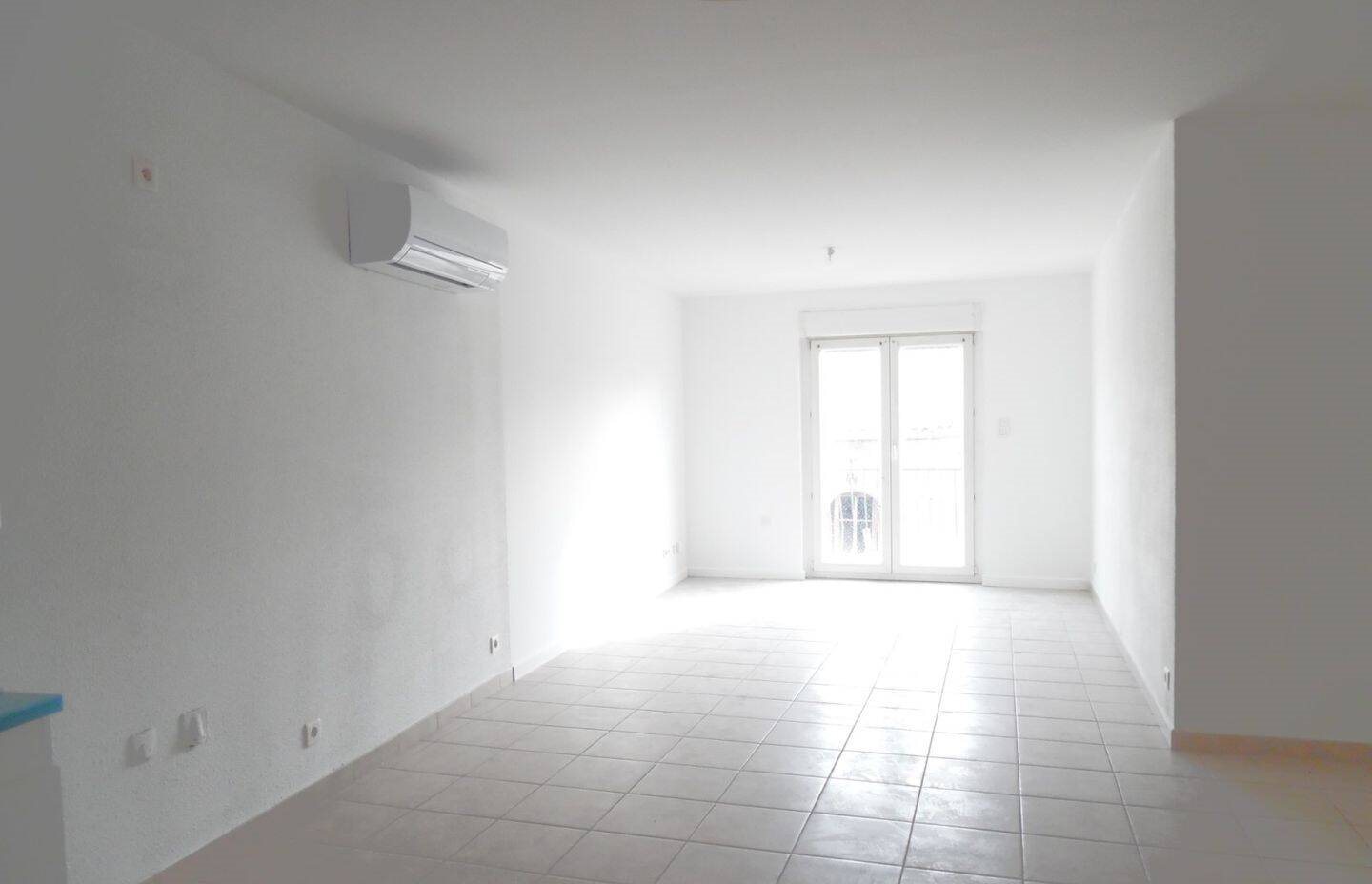 Appartement à louer, 72m², Coursan