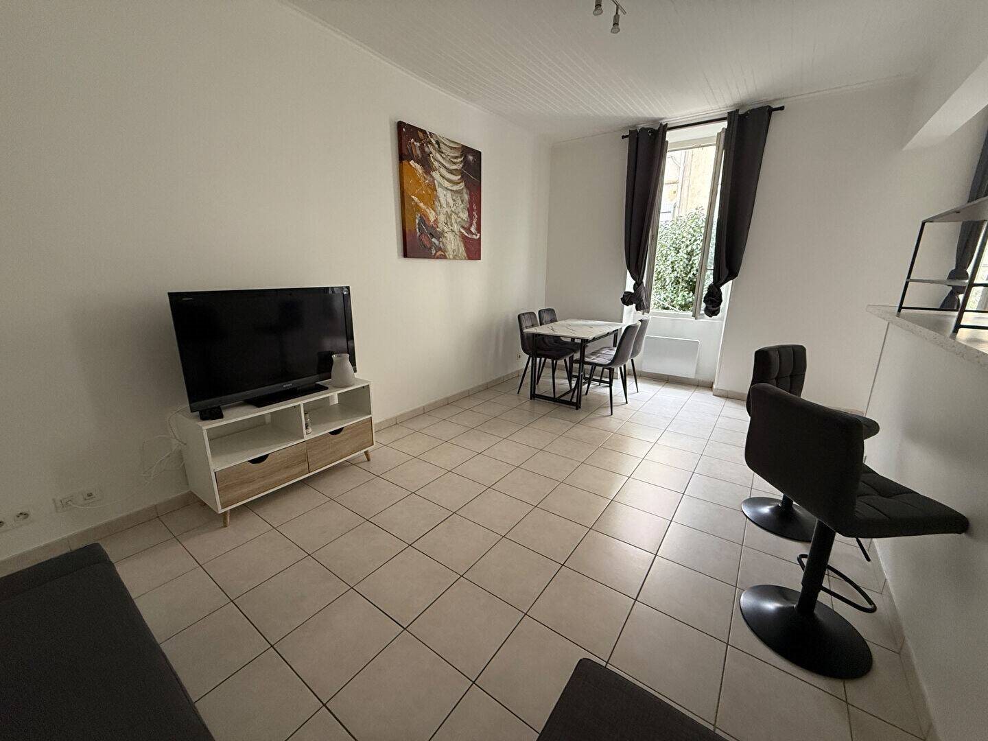 Appartement à louer, 46m², Marseille 4ème