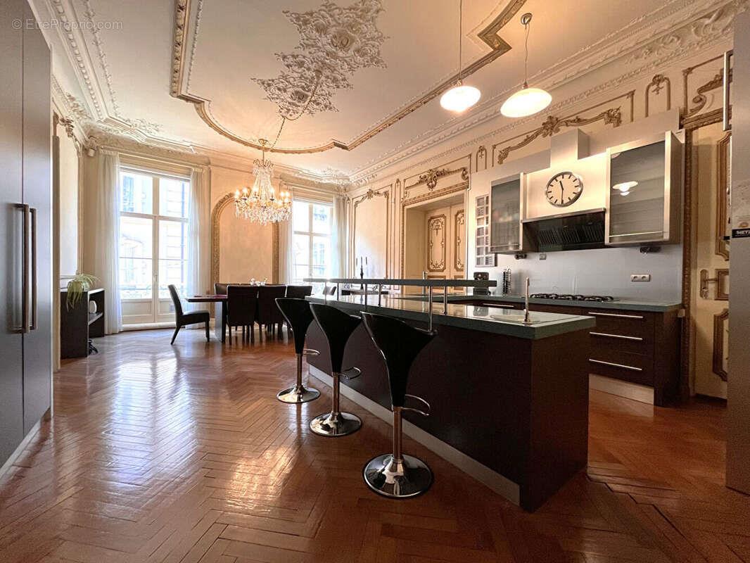 Appartement à vendre, 276m², Metz