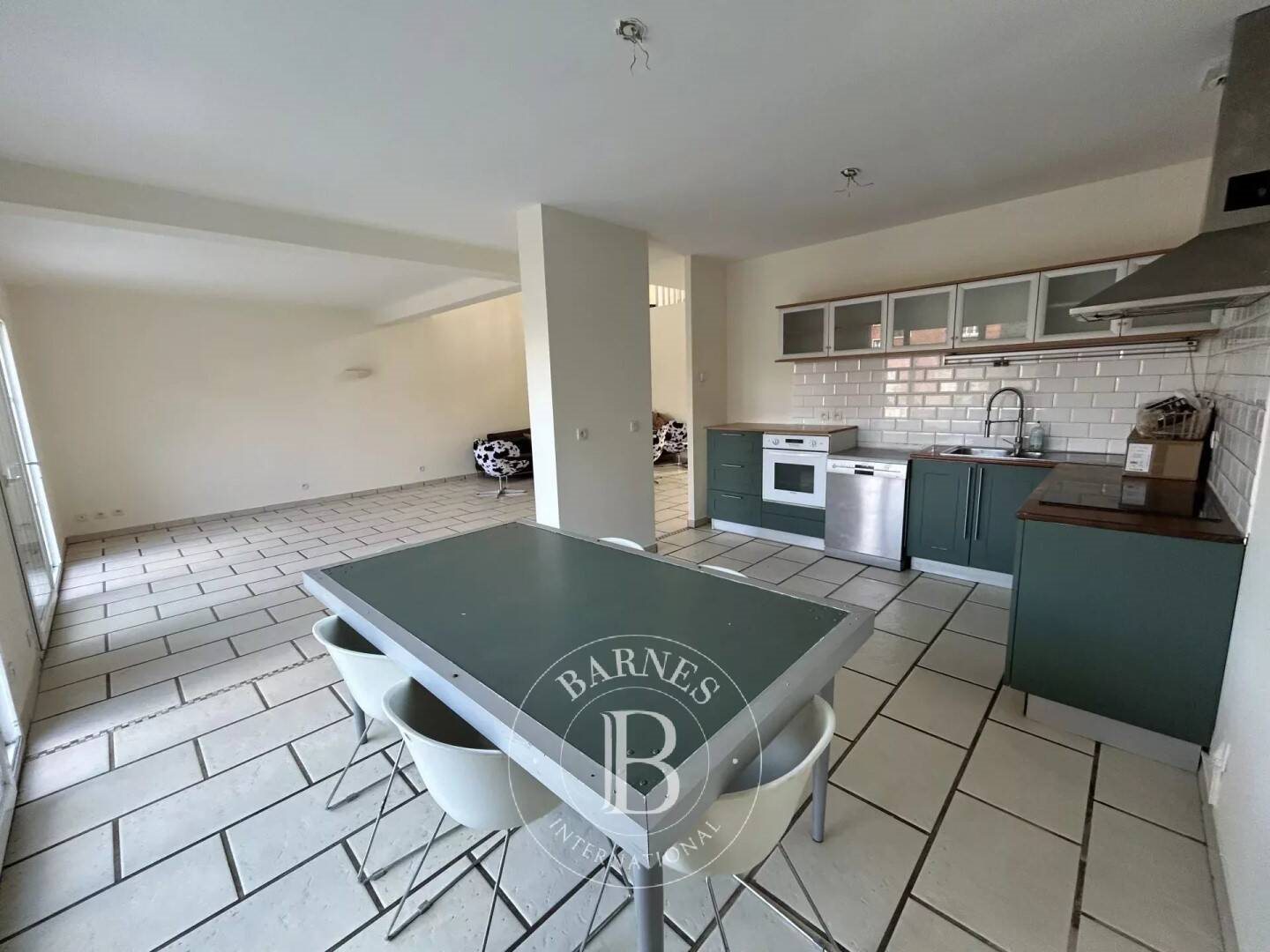 Maison à louer, 195m², Nanterre