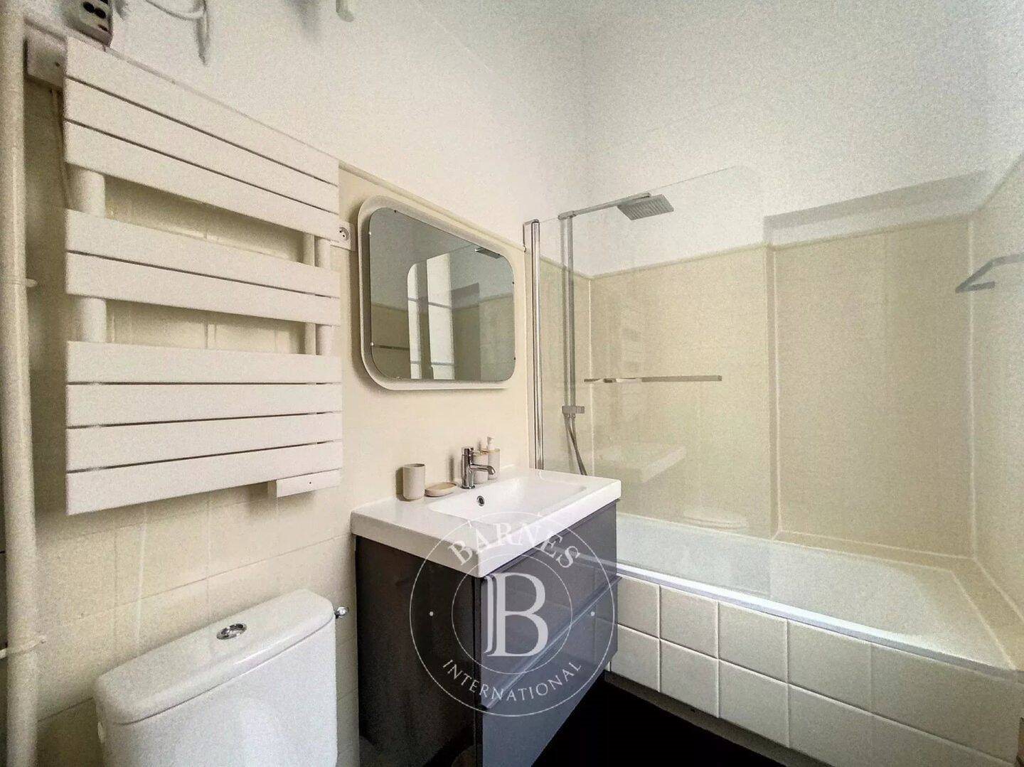 Appartement à louer, 31m², Paris 6ème