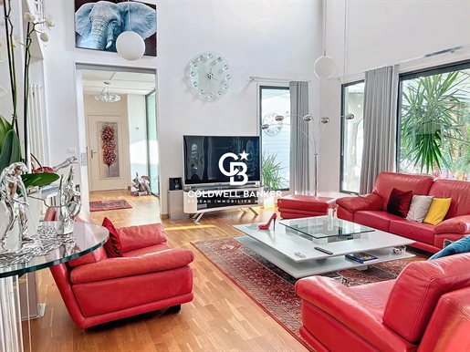 Advert picture