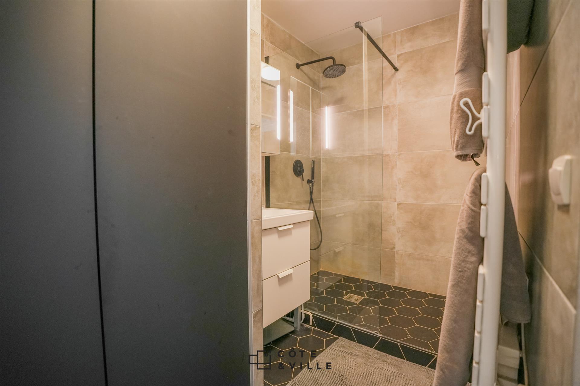 Appartement à vendre, 82m², Marseille 8ème