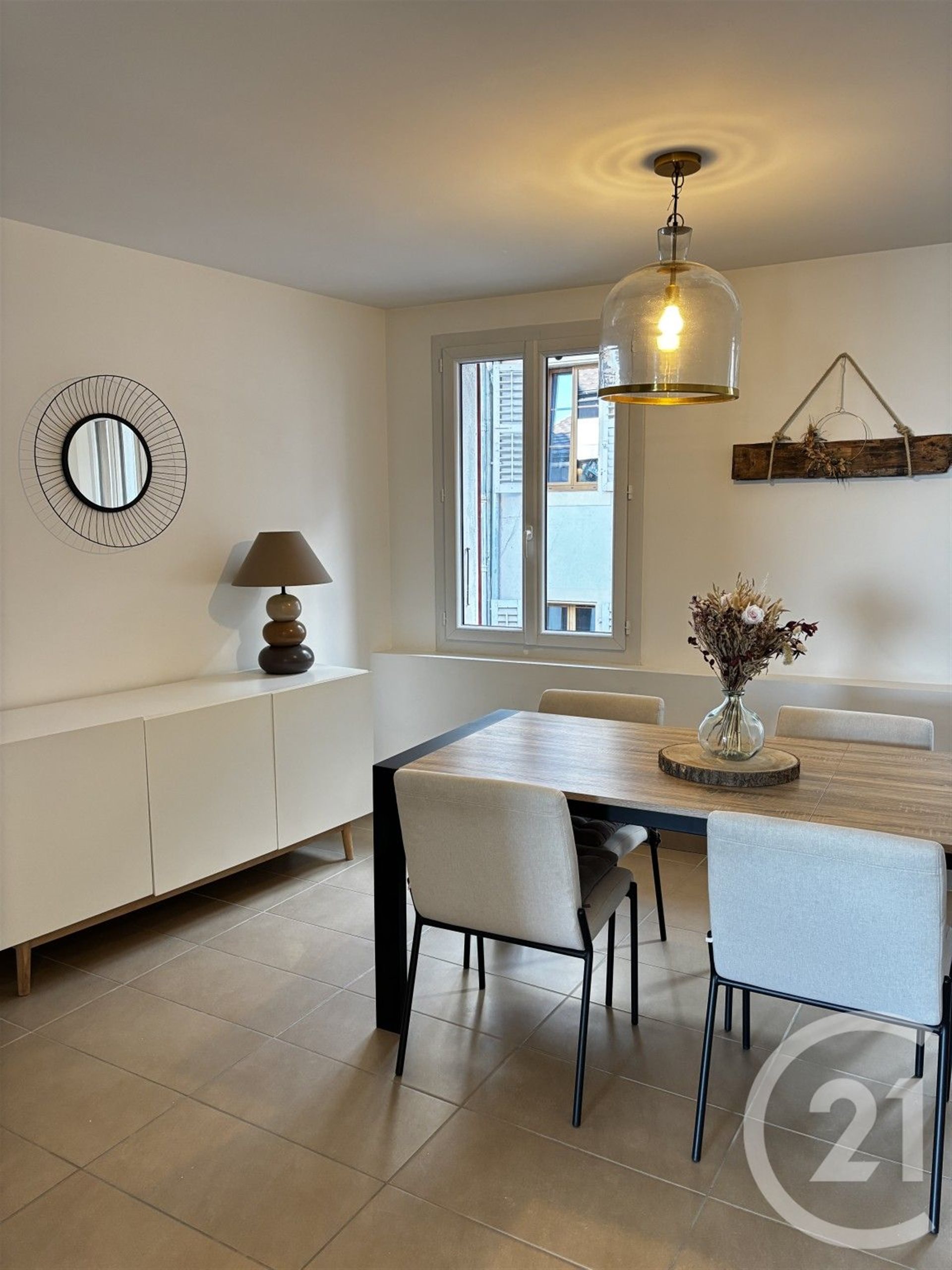 Appartement à louer, 45m², Evian-les-Bains