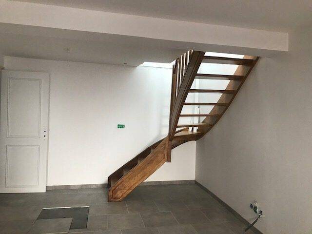 Maison à louer, 61m², Pouilly-lès-Feurs