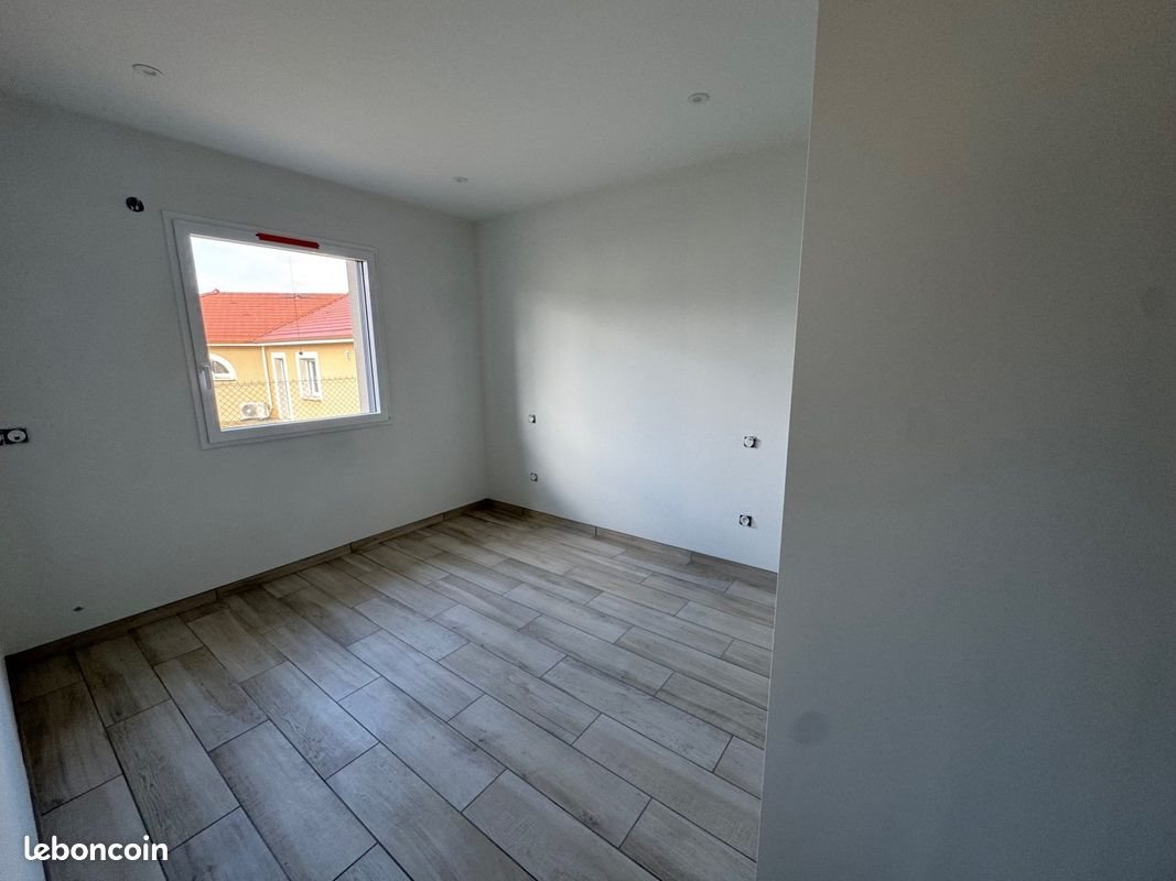 Maison à louer, 104m², Feurs
