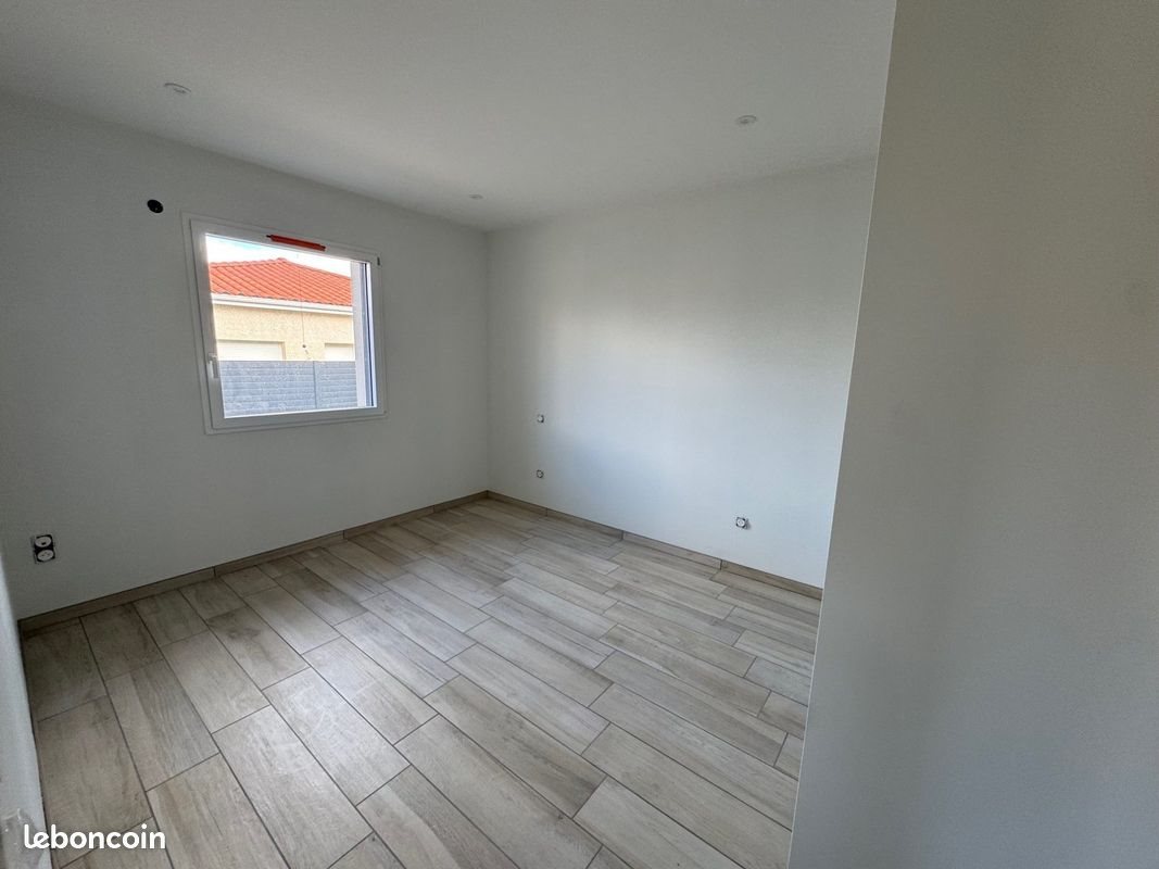 Maison à louer, 104m², Feurs