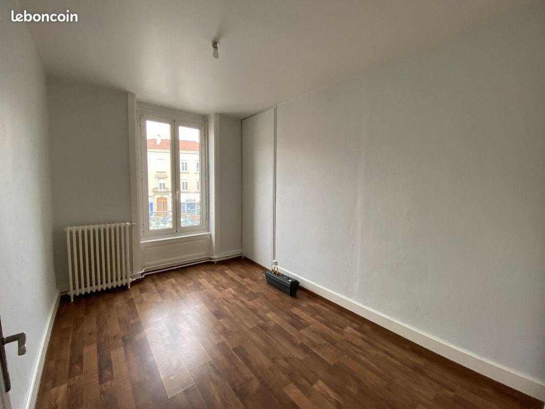 Appartement à louer, 108m², Feurs