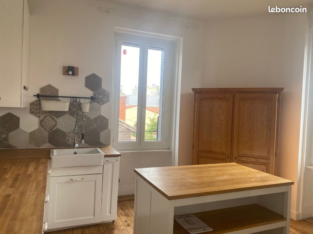 Appartement à louer, 98m², Feurs