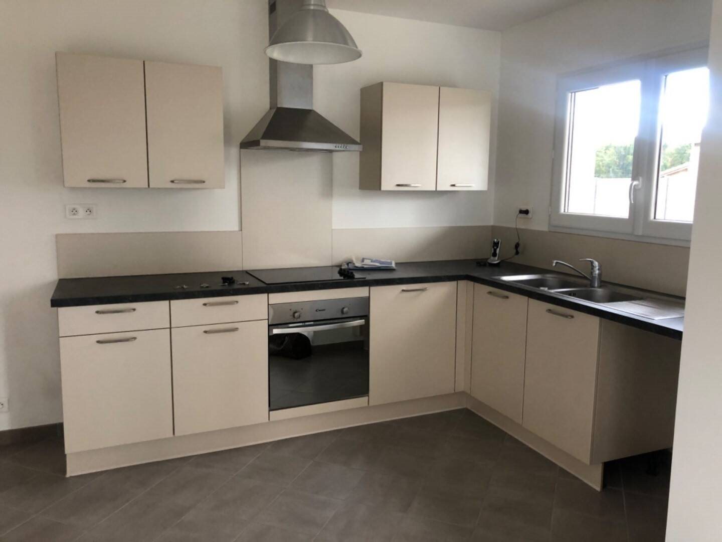 Maison à louer, 106m², Veauche