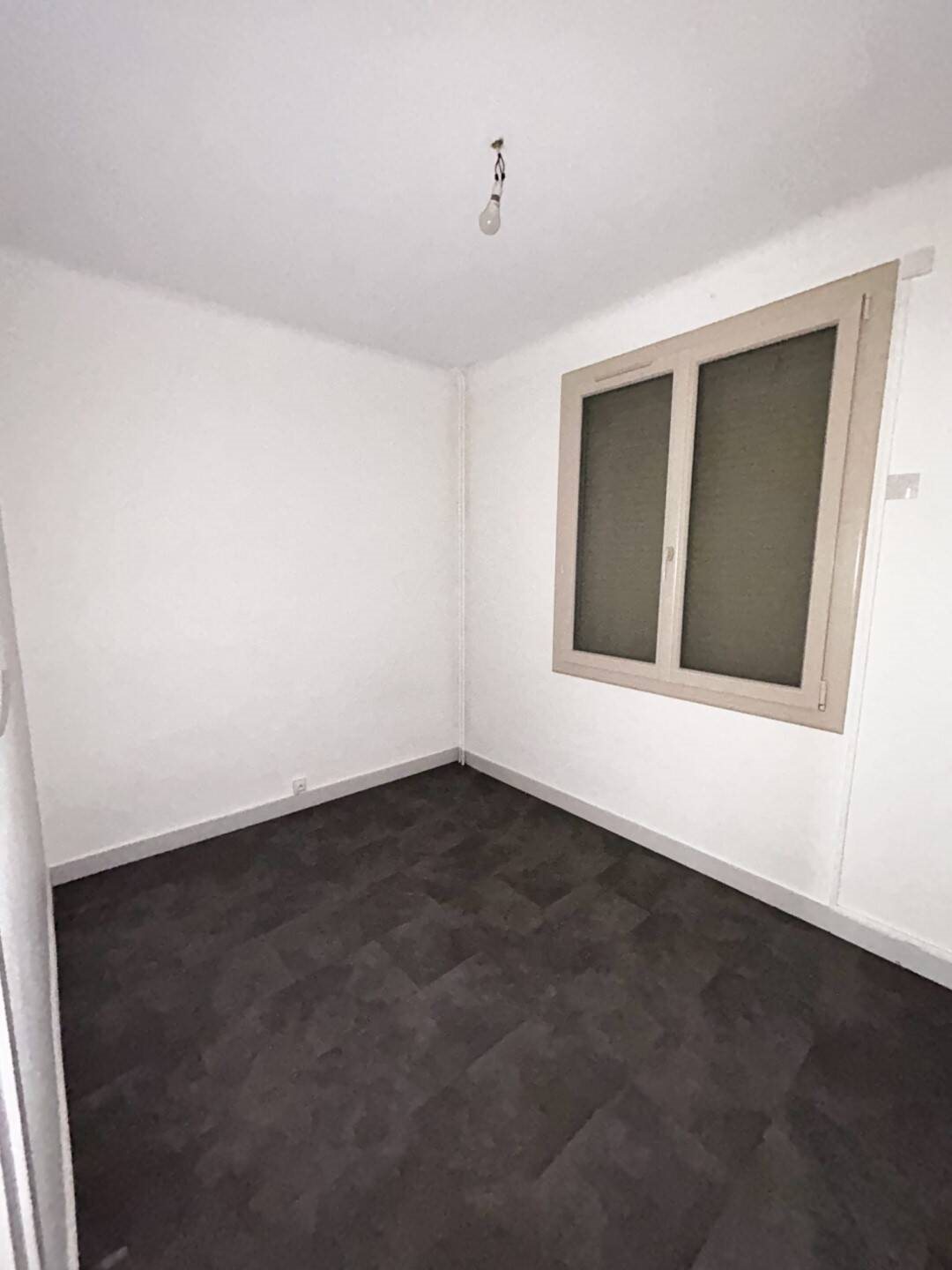 Appartement à louer, 55m², Saint-Romain-le-Puy