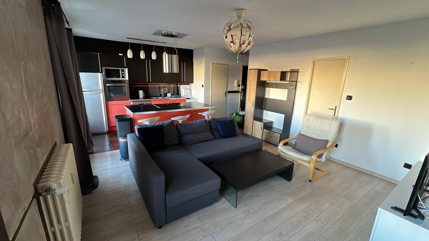 Appartement à louer, 57m², Saint-Etienne