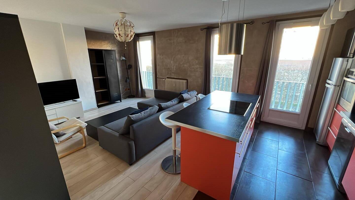 Appartement à louer, 57m², Saint-Etienne