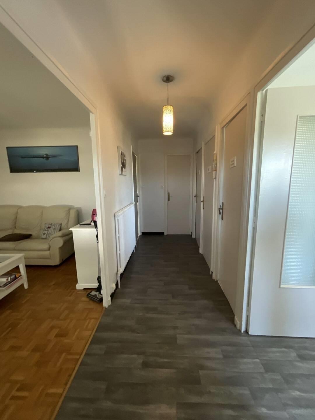 Maison à louer, 67m², Sury-le-Comtal