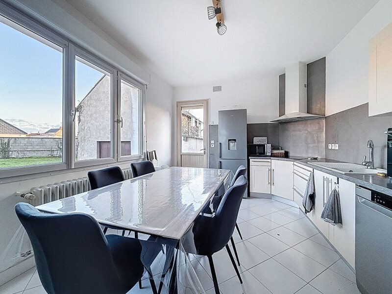 Maison à vendre, 300m², Doué-en-Anjou