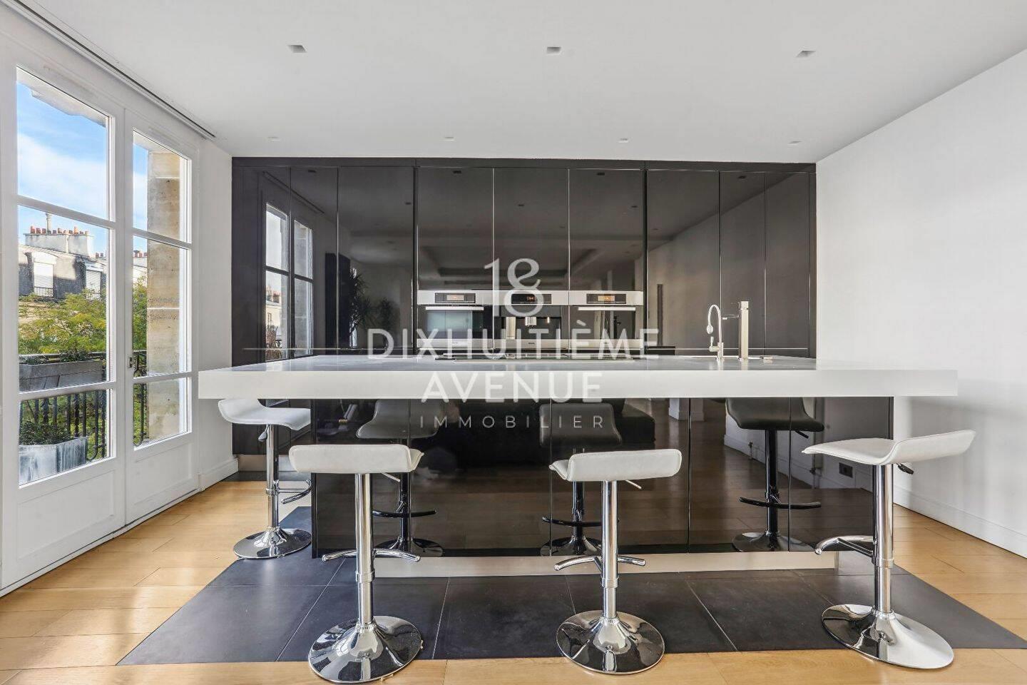 Appartement à vendre, 111m², Paris 18ème