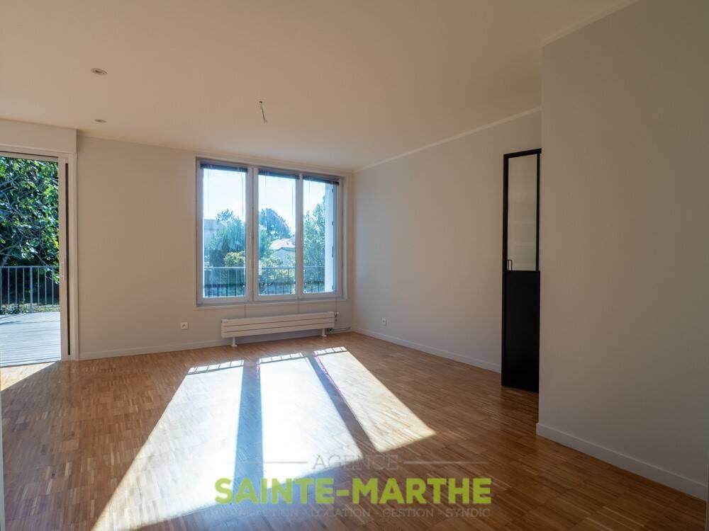 Maison à louer, 105m², Chauray