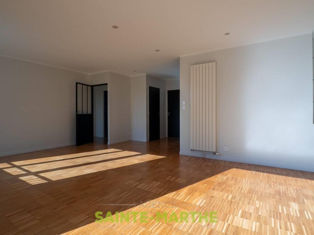 Maison à louer, 105m², Chauray