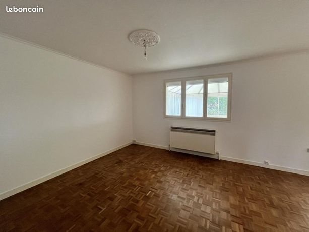 Maison à louer, 99m², Puymoyen