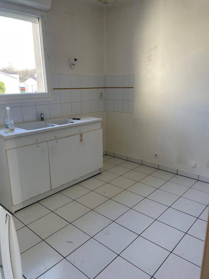 Maison à louer, 78m², Touvre