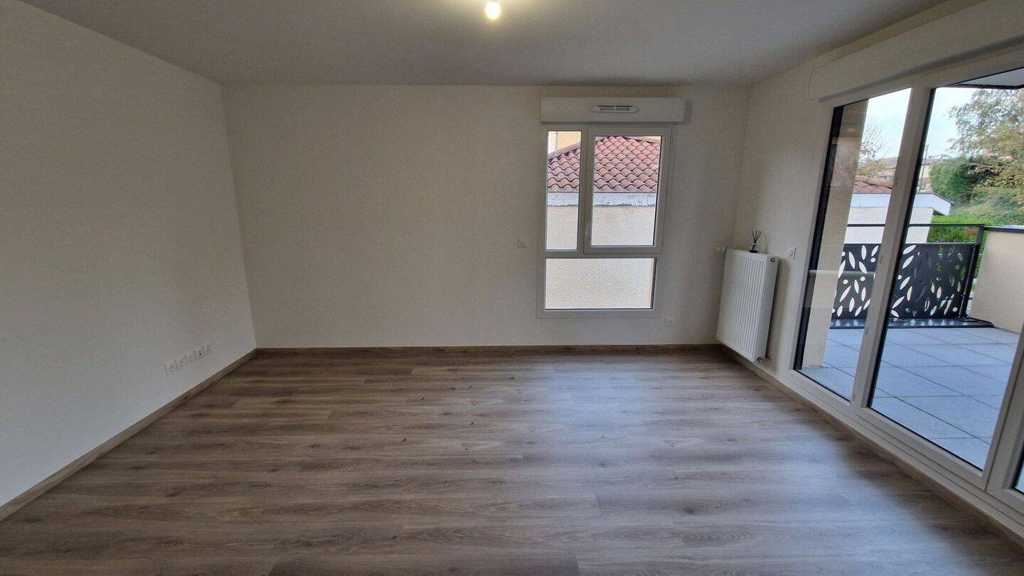 Appartement à louer, 61m², Jassans-Riottier