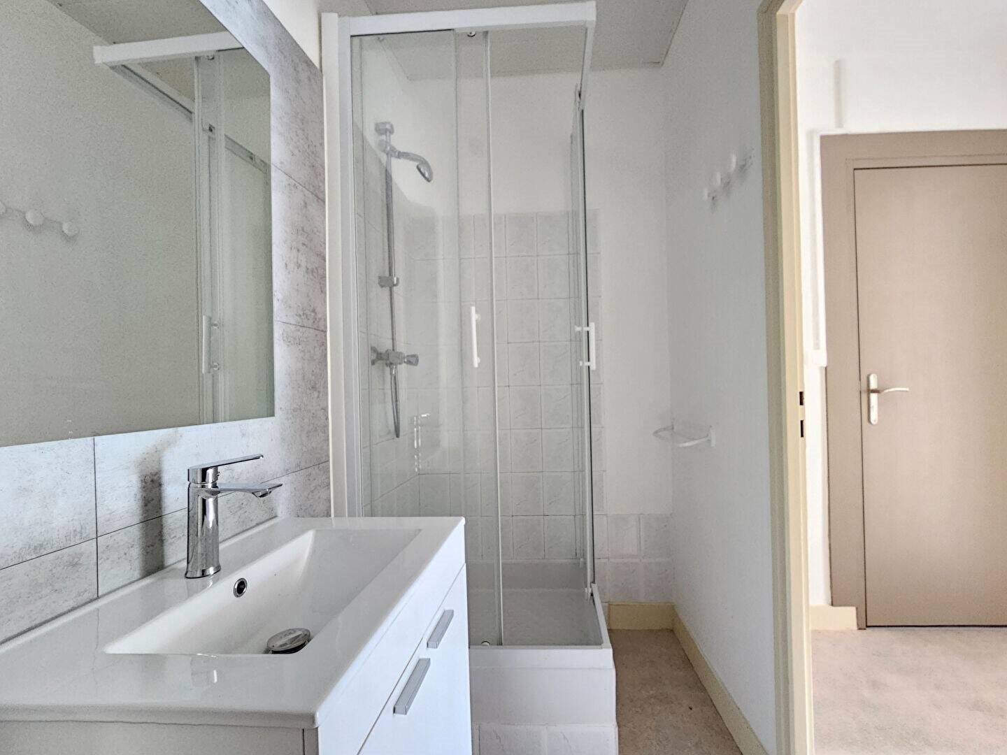 Appartement à louer, 23m², La Couronne