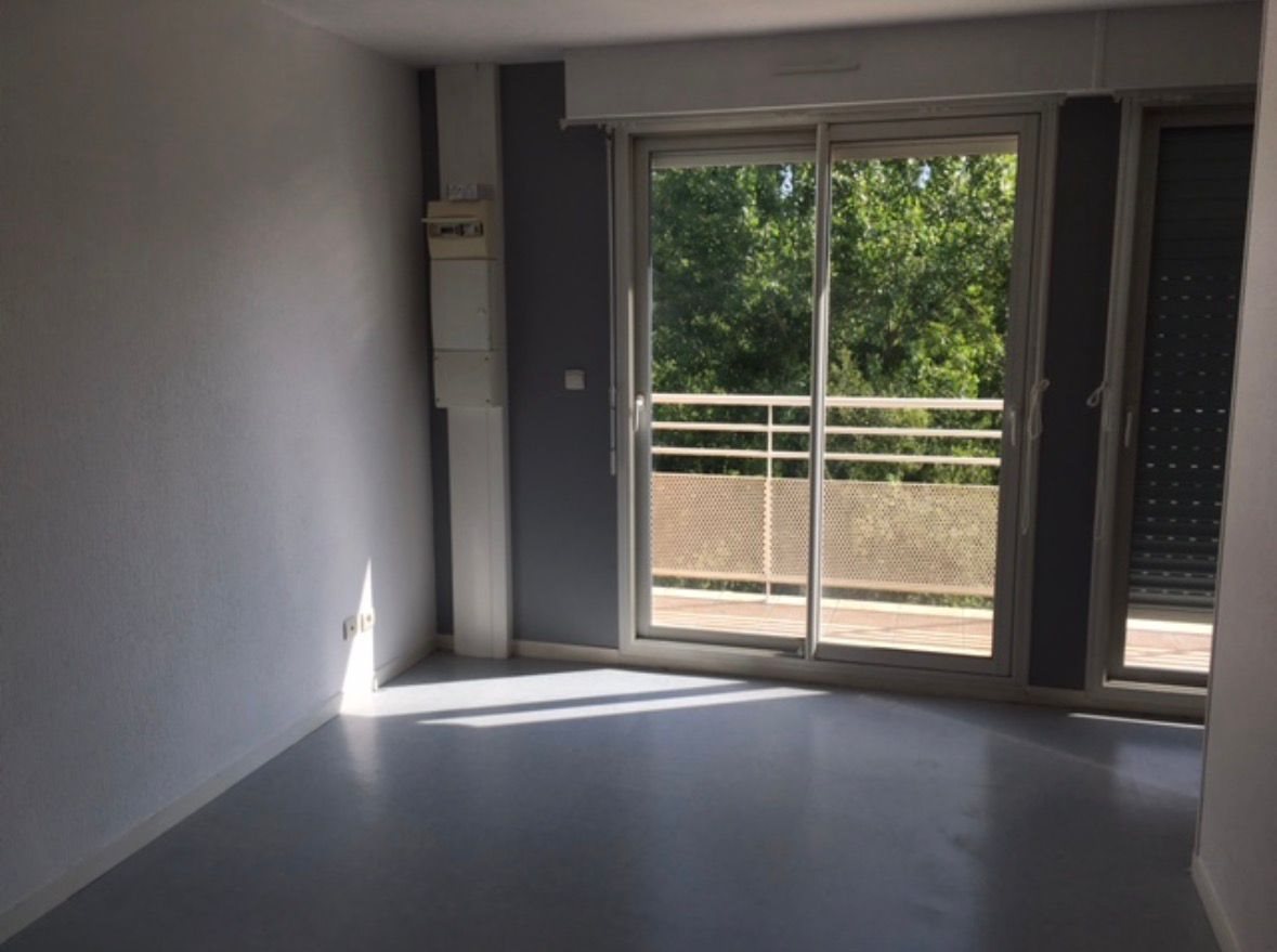 Appartement à louer, 28m², La Couronne