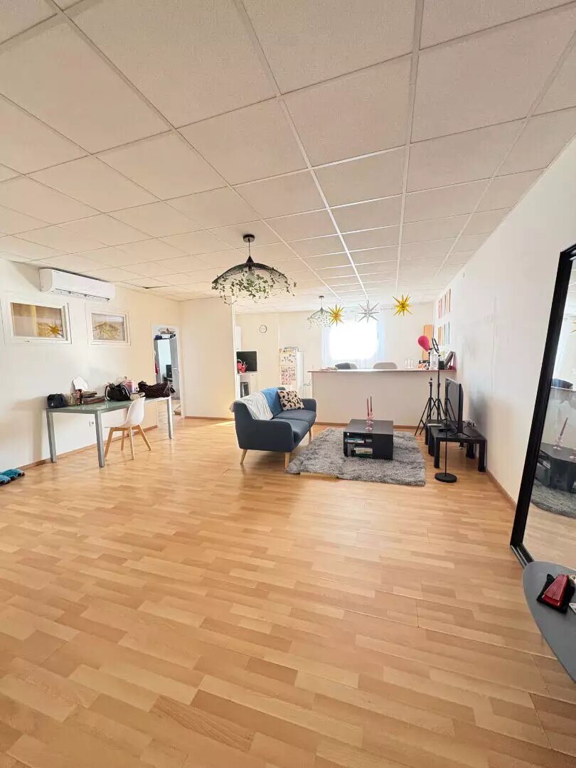 Appartement à louer, 84m², Biguglia
