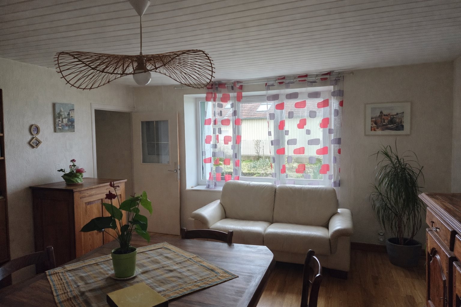 Maison à vendre, 138m², Evillers