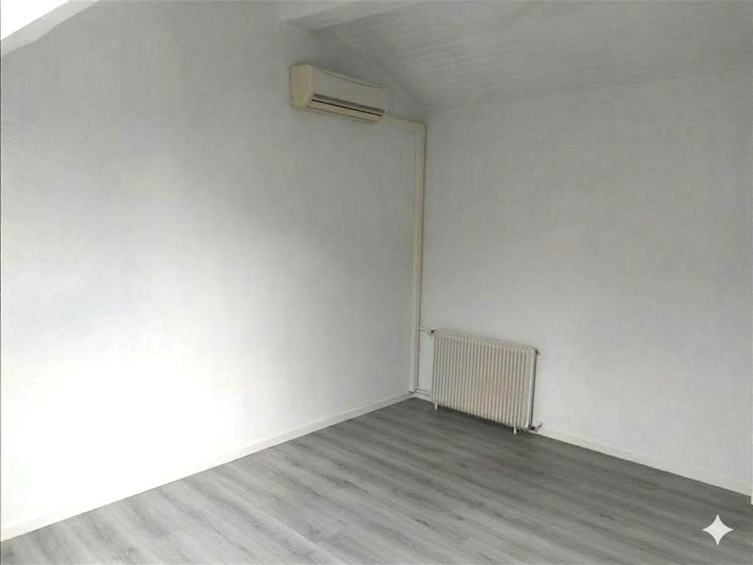 Appartement à louer, 24m², Gond-Pontouvre