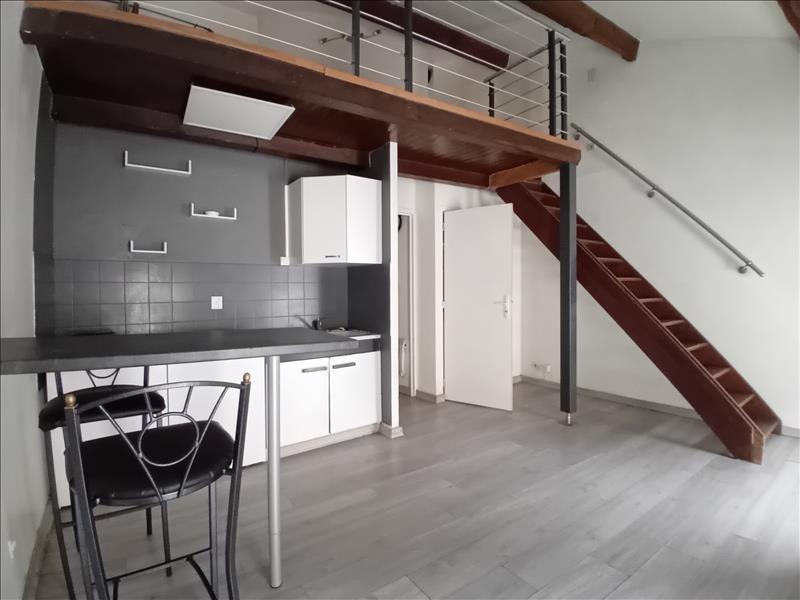 Appartement à louer, 40m², Saint-Ambroix