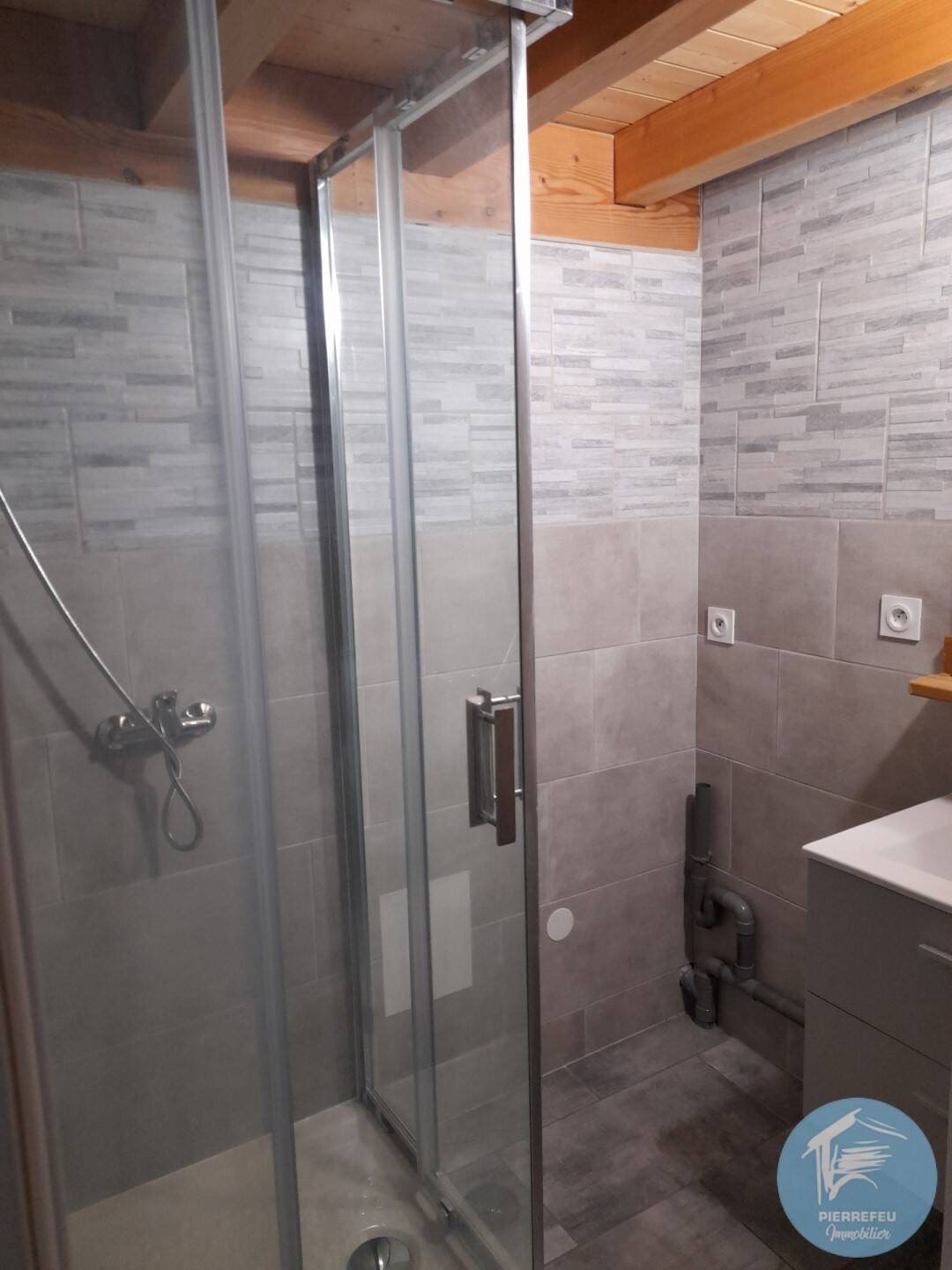 Appartement à louer, 26m², Thizy