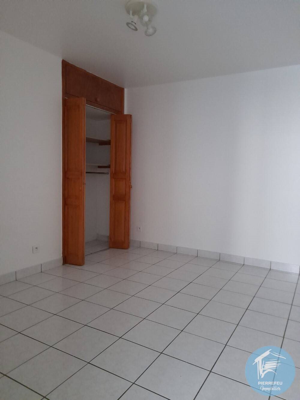 Maison à louer, 84m², Amplepuis