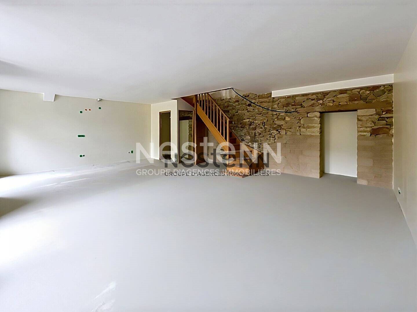 Appartement à louer, 120m², Surzur