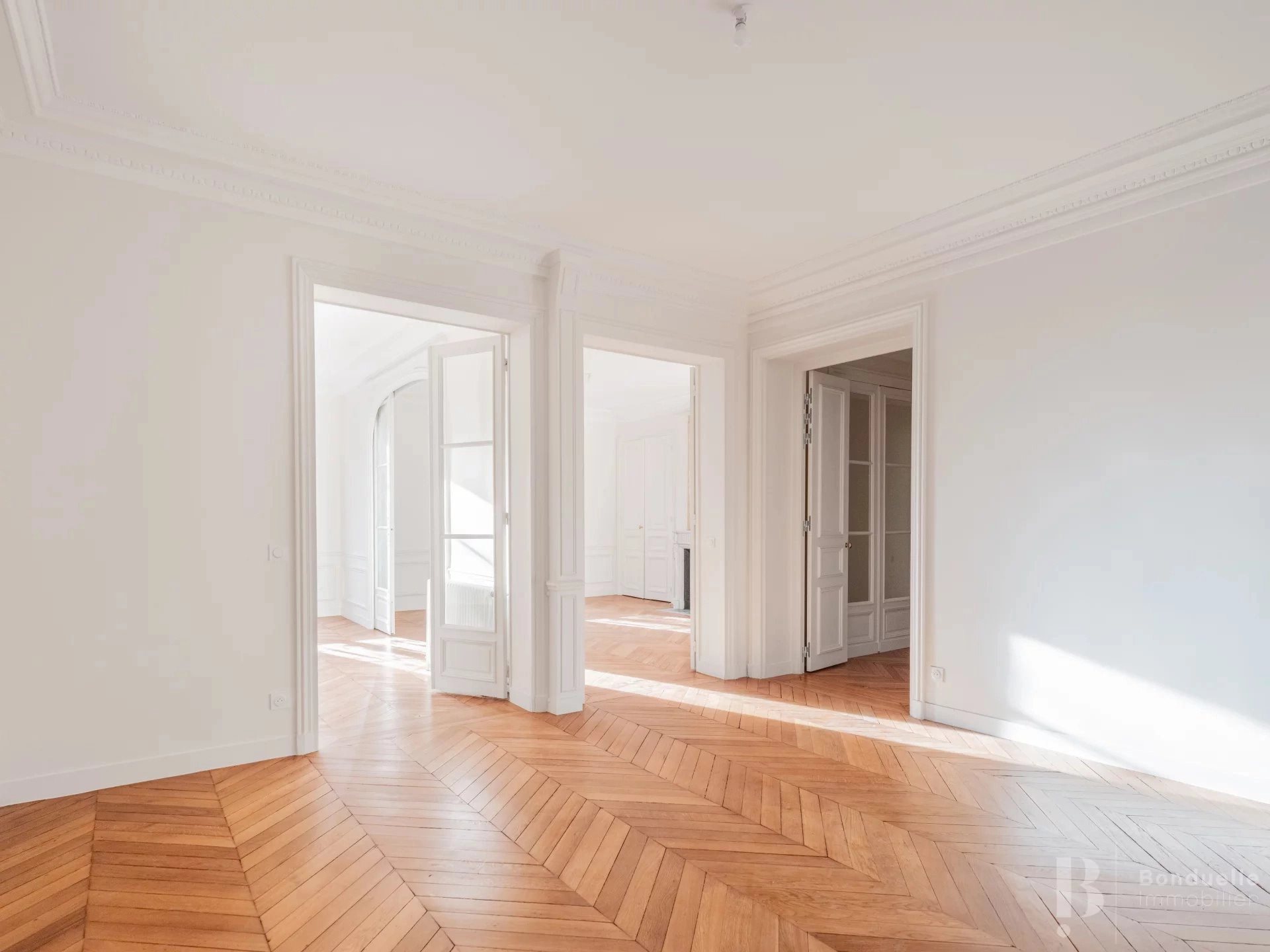 Appartement à louer, 201m², Paris 17ème