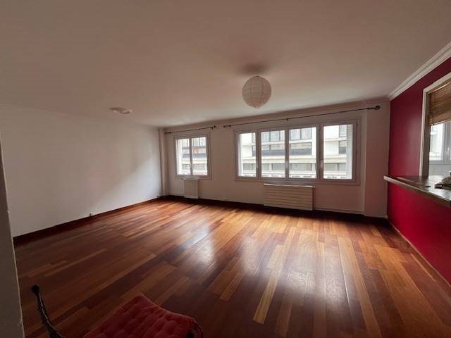 Appartement à louer, 80m², Paris 18ème