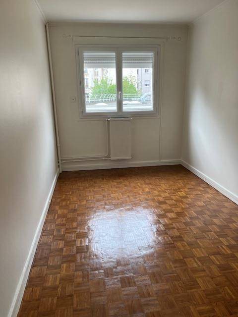 Appartement à louer, 80m², Paris 18ème